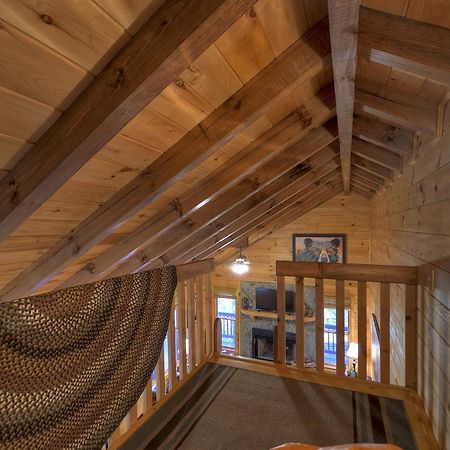 Knotty Pines Pet-Friendly Gas Fireplace Plus A Firepit Cherry Log Exteriör bild