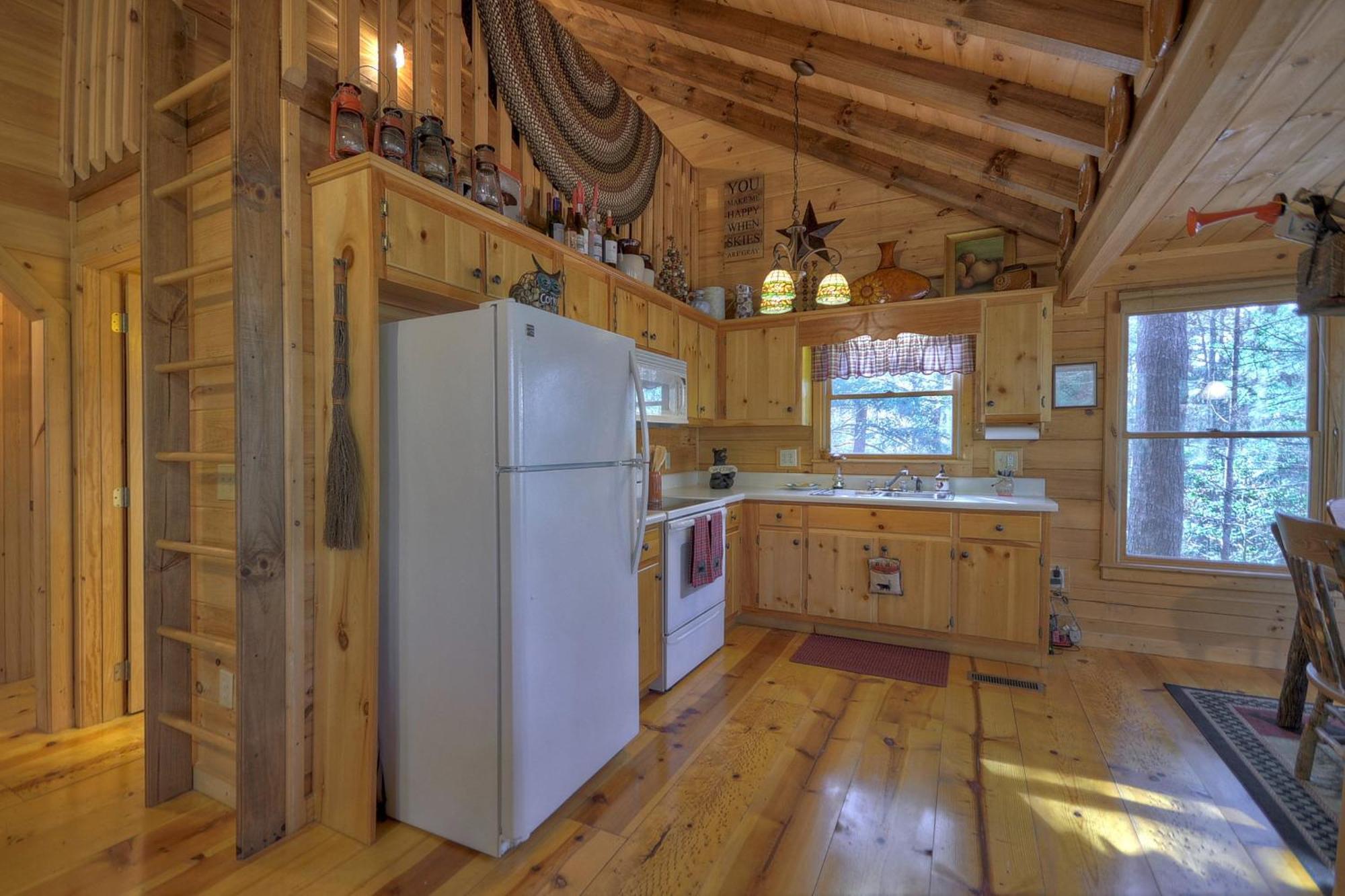 Knotty Pines Pet-Friendly Gas Fireplace Plus A Firepit Cherry Log Exteriör bild